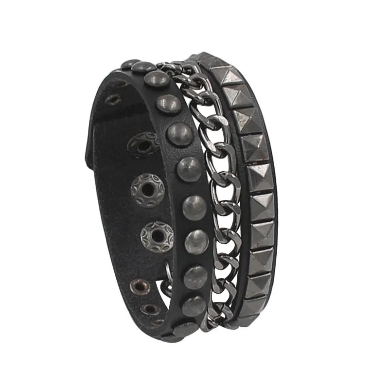 Fashionable Gothic Exaggerated Rivet Bracelet